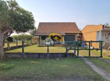 Casa · 70m² · 3 Quartos · 1 Vaga · CASA DE MADEIRA NO JARDIM ATLÂNTICO