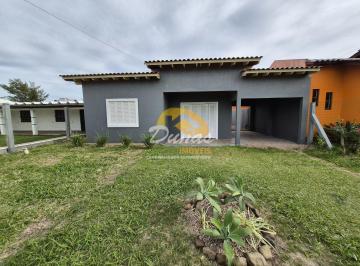 Casa · 134m² · 3 Quartos · 1 Vaga · RESIDÊNCIA EM FASE DE PINTURA EM NOVA TRAMANDAÍ