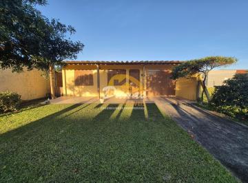 Casa · 113m² · 2 Quartos · 2 Vagas · AMPLA RESIDÊNCIA PRÓXIMO AO MAR EM NOVA TRAMANDAÍ