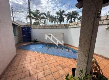 Casa · 182m² · 3 Quartos · 4 Vagas · Sobrado 3 Quartos com piscina - Jardim America