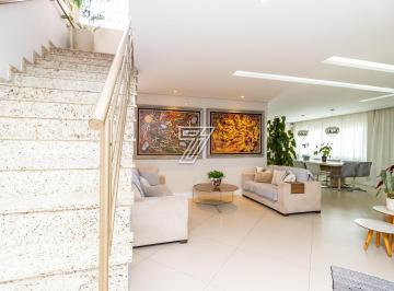 Casa · 337m² · 4 Quartos · 4 Vagas · Excelente residência de alto padrão ampla e perfei