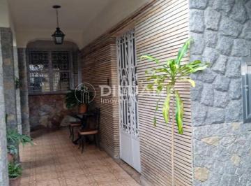 Casa · 250m² · 8 Quartos · 2 Vagas · linda casa vintage no coração de Niterói