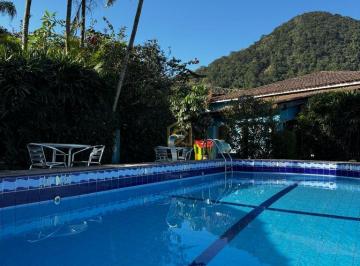 qjgg8xi2ogjmm2izzgu1nwe4_md · Casa terrea com 3 dormitórios e piscina no canto do forte em praia grande