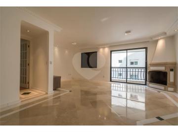 Área de Serviço · Imoveis - no Parque Colonial