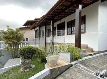 Casa Ampla em Condomínio Fechado com 3 quartos - Badu - Niterói · Casa à Venda em Condomínio com 3 quartos - Badu - Niterói/RJ