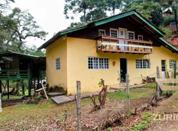 f272c063fdde5dbef8069e87c7416939eca5bdb0 · Casa à venda, 180 m² por R$ 800.000,00 - Recanto das Araucárias - Campos do Jordão/SP