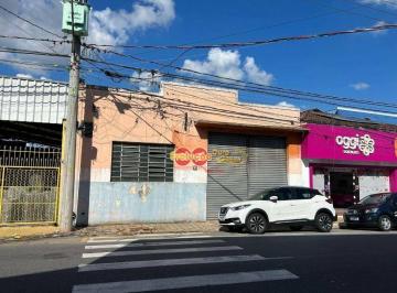 ec89999c4f5e247e08e8b6804891cd060674f537 · Galpão Comercial / Jardim de Lucca