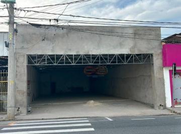 a5b2b1fd819ab9ade63603d855d4c3be2bd0e9bc · Galpão Comercial / Jardim de Lucca