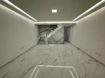 Casa · 198m² · 4 Quartos · 2 Vagas · Casa com 4 quartos à venda em Boqueirão - SP