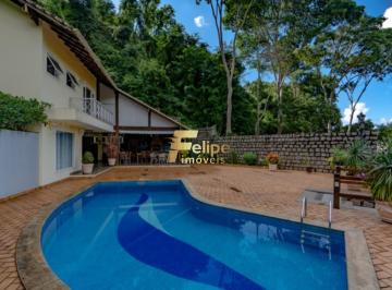Foto 01 · BELÍSSIMA CASA COM 04 QUARTOS, SENDO 03 SUÍTES, COM UMA LINDA PISCINA, À VENDA EM FRADINHOS, VITÓRIA