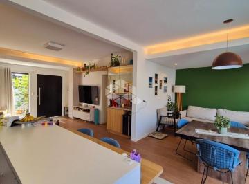 Casa · 200m² · 3 Quartos · CASA COM PISCINA E CHURRASQUEIRA 3 QUARTOS SENDO 1 SUÍTE NO SACO DOS LIMÕES FLOR