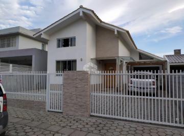 Casa · 183m² · 4 Quartos · 2 Vagas · Casa à venda em Garopaba no bairro Ambrósio.