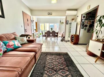 Apartamento · 117m² · 4 Quartos · 1 Vaga · APARTAMENTO 4 QUARTOS SENDO 1 SUÍTE MOBILIADO NO CENTRO DE FLORIANÓPOLIS