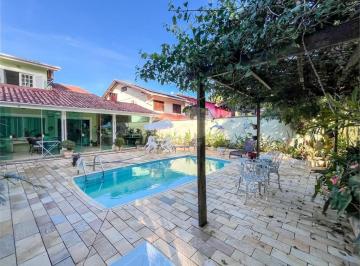 Casa · 218m² · 4 Quartos · 4 Vagas · Casa com 4 quartos à venda em Riviera - SP
