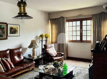 0d3e46cdd97d13d52a5006f85336c00675522c2e · Casa com 3 quartos, 245 m² - Golfe - Teresópolis/RJ