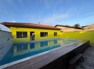 Casa de 4 quartos, Itanhaém · Oportunidade com piscina lote inteiro e 04 quartos em Itanhaém