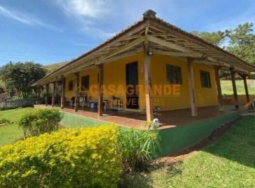 Rural · 120m² · 3 Quartos · 10 Vagas · Vendo chácara com 9.600 metros quadrados em Sapucaí Mirim- MG -