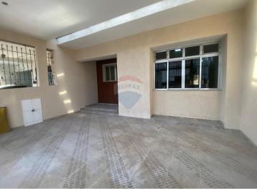 Casa · 200m² · 3 Quartos · 2 Vagas · Sobrado