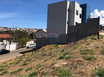 Terreno · 345m² · Terreno à Venda em Extrema: Chance Única de Investir