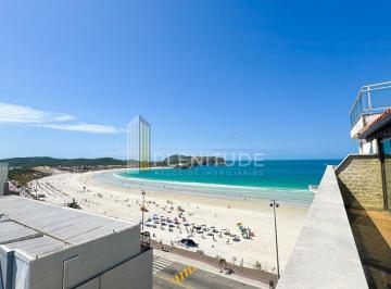 Apartamento · 116m² · 2 Quartos · 1 Vaga · Cobertura em Centro - Cabo Frio