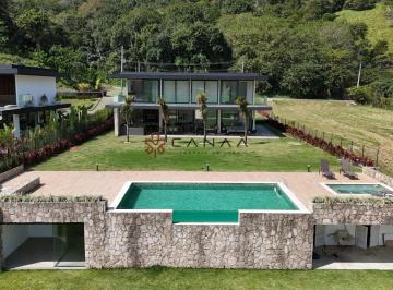 Casa · 500m² · 4 Quartos · 4 Vagas · Espetacular Casa de Canal no Condomínio Portobello – Angra dos Reis/RJ