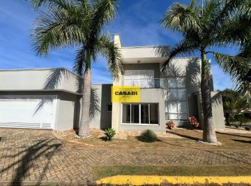 Casa · 241m² · 3 Quartos · 4 Vagas · Portal das Estrelas – 3 Dormitórios (1 suíte), Escritório, Sala de TV, Área Gourmet, Piscina e Jardi