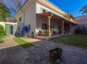 Casa · 209m² · 4 Quartos · 4 Vagas · CASA NO JARDIM LONDRINA COM 4 DORMITÓRIOS