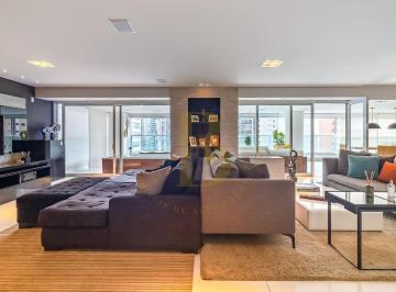 Apartamento · 335m² · 3 Quartos · 4 Vagas · Apartamento com 335m², 3 suítes e 4 vagas de garagem à venda em Moema