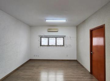 Comercial · 70m² · Centro Empresarial Maccagman - Excelente Sala Locação