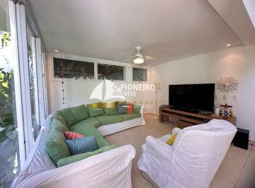 Casa · 250m² · 4 Quartos · 2 Vagas · Casa de condomínio em Juquehy, disponível para temporada.