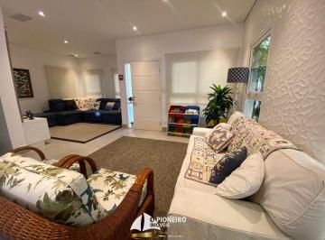 Casa · 210m² · 4 Quartos · 3 Vagas · Casa de condomínio, em Juquehy, disponível para venda.