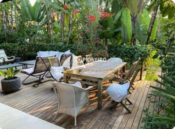 Casa · 280m² · 5 Quartos · 4 Vagas · Casa na Praia da Baleia, disponível para venda e locação.