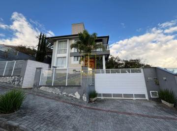 Casa · 180m² · 3 Quartos · 2 Vagas · Casa totalmente mobiliada em região nobre de Timbó