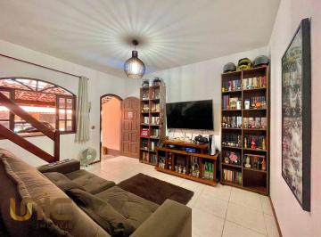 b31b86b2f5298834bbadc572db4046f58257a5e6 · Casa com 2 dormitórios à venda, 70 m² por R$ 320.000,00 - Parque São Luiz - Teresópolis/RJ