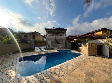 Casa · 231m² · 3 Quartos · 2 Vagas · Condomínio com 3 quartos à venda em Morada da praia - SP