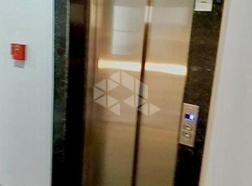 WhatsApp Image 2025-05-30 at 13.53.45 · Sala 36.54M² - para Alugar