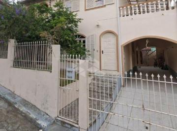 Casa · 90m² · 3 Quartos · Casa de 3 quartos (1 Suíte) com 90m² para alugar no bairro Pantanal, Florianópolis
