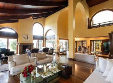 Comercial · 647m² · 4 Quartos · 6 Vagas · Casa Comercial 647M² - para Alugar