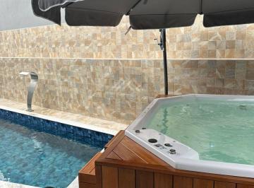 Casa · 250m² · 3 Quartos · 3 Vagas · Casa com excelente acabamento a 500m do mar- Mongaguá /SP