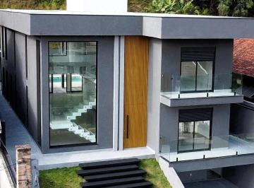 Casa de 5 quartos, Jandira · Casa Nova à Venda – 422m² A/C, Mezanino, Sauna, 110M² de pé direito duplo