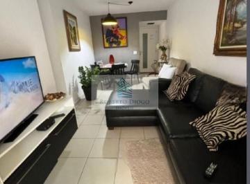 Foto 01 · Apartamento à venda em Niterói-RJ, bairro Fátima: 3 quartos, 1 suíte, 2 banheiros, 1 vaga de garagem