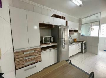 Apartamento de 2 quartos, Praia Grande · Apartamento na Praia Grande, venda ou locação.
