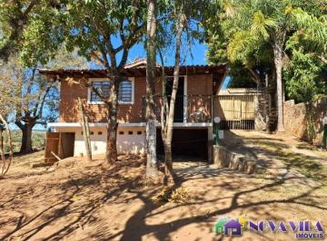 Foto 01 · Chácara à venda em Jaguariúna-SP: 2 quartos, sala, banheiro e 2 vagas de garagem!