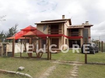 Casa · 270m² · 5 Quartos · 2 Vagas · Casa em Rua Leste 13 - Barra Ibiraquera - Imbituba/SC