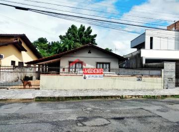 Terreno · 890m² · 2 Quartos · 1 Vaga · Lote em  Rua Rezende - Bom Retiro - Joinville/SC