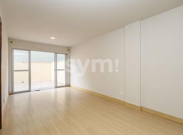 Sala de Estar · Apartamento à venda - em Ahú