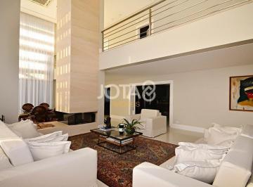 Casa · 590m² · 4 Quartos · 6 Vagas · CASA EM SANTA FELICIDADE COM 4 SUÍTES E 6 VAGAS