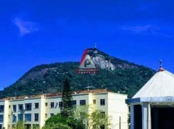 Apartamento · 86m² · 2 Quartos · 1 Vaga · Apartamento reformado, 2 quartos com vaga em Santa Tereza