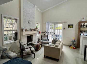 Casa · 234m² · 4 Quartos · 4 Vagas · Linda Casa térrea em Condomínio na Granja Viana
