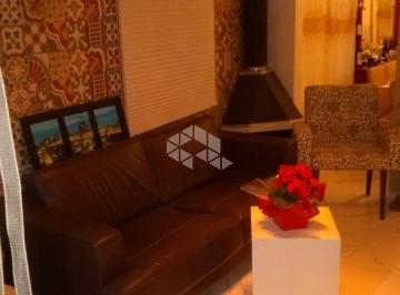 Casa · 199m² · 5 Quartos · 2 Vagas · Crédito Real vende CASA com 5 quartos e 2 vagas no CENTRO de Xangri-lá - RS.